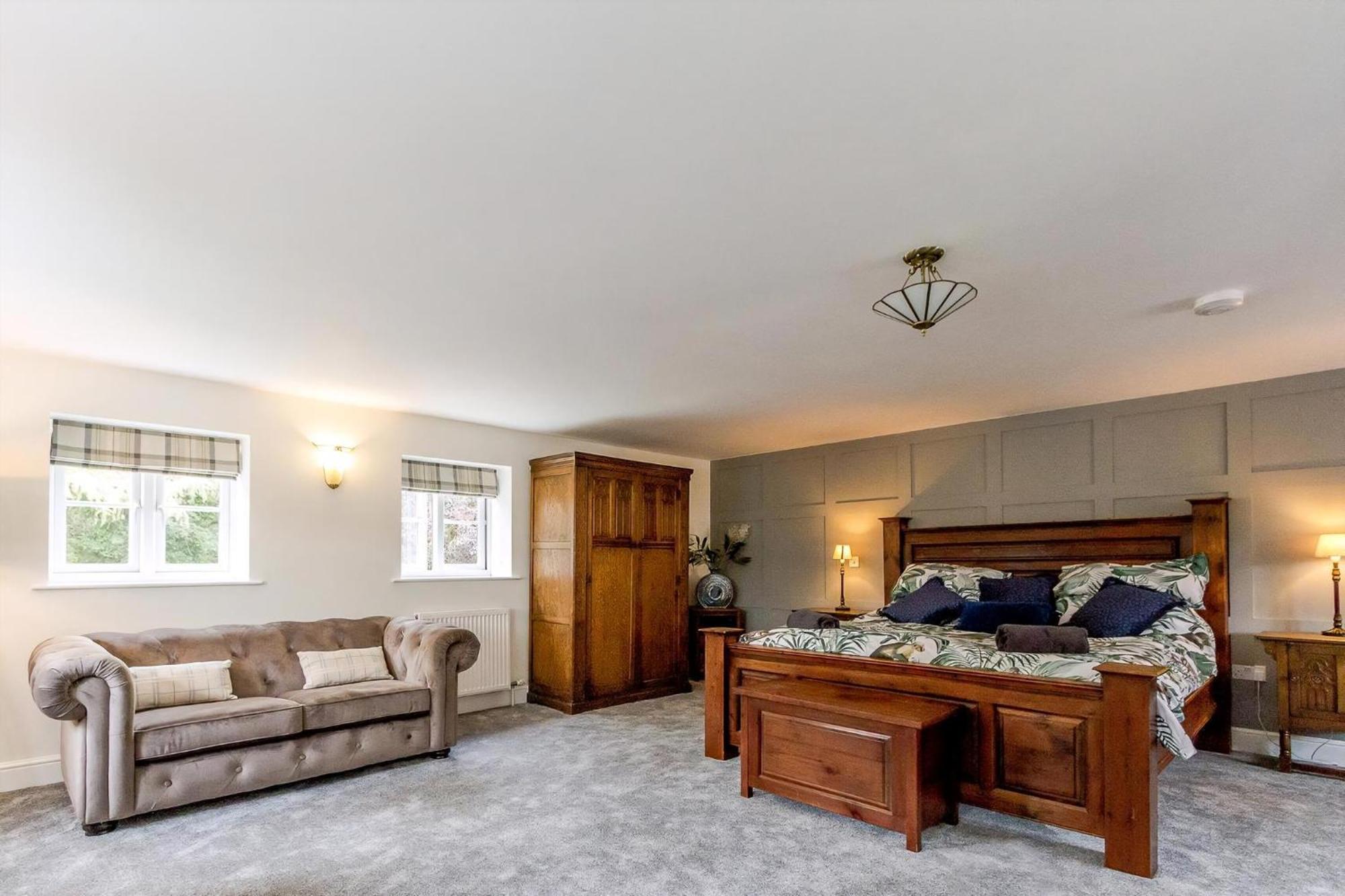 Cottage In Norfolk Sleeps 23 - Private Pool, Fishing Lake, Hot Tub Ref 99008Sc Hockham Esterno foto